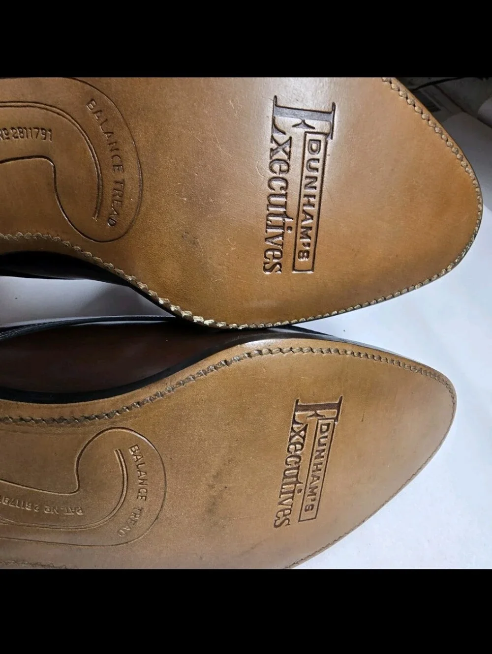 Dunham's Executives Balance Tread Brown Leather Dress Shoe Size 9 See Notes